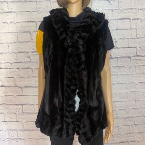 New directions Black Faux Fur Vest Size L Super Soft Button Closure Ruffle Lined